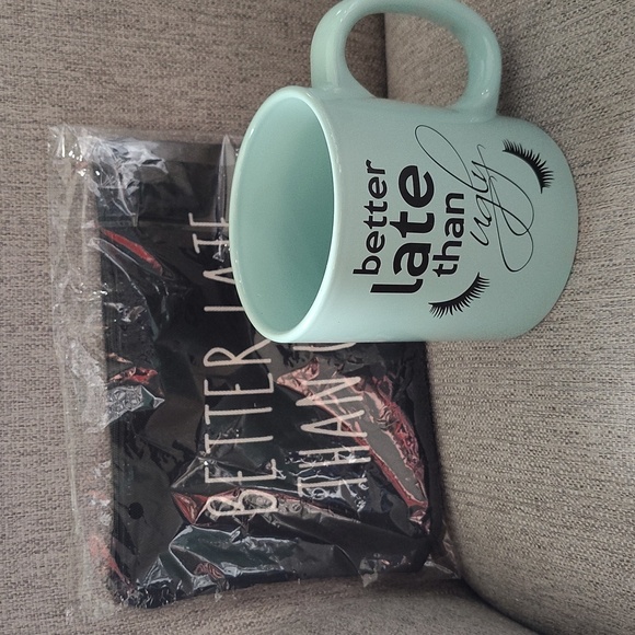 ๐ 2 Piece "Better Late Than Ugly" Gift Set. Mug and Makeup Bag - Picture 11 of 11